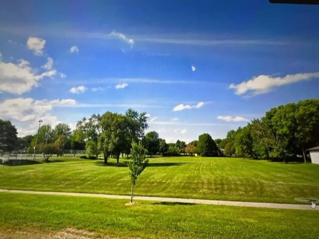 1400-1500 East Kensington Road Mount Prospect IL 60056