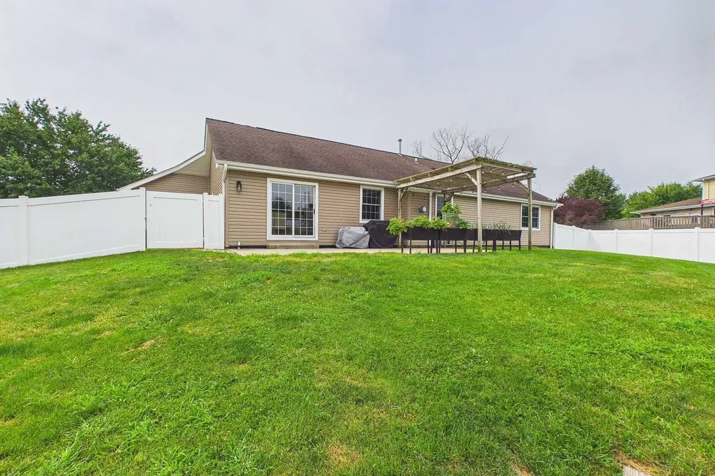 9260 Elm Avenue Mokena IL 60448