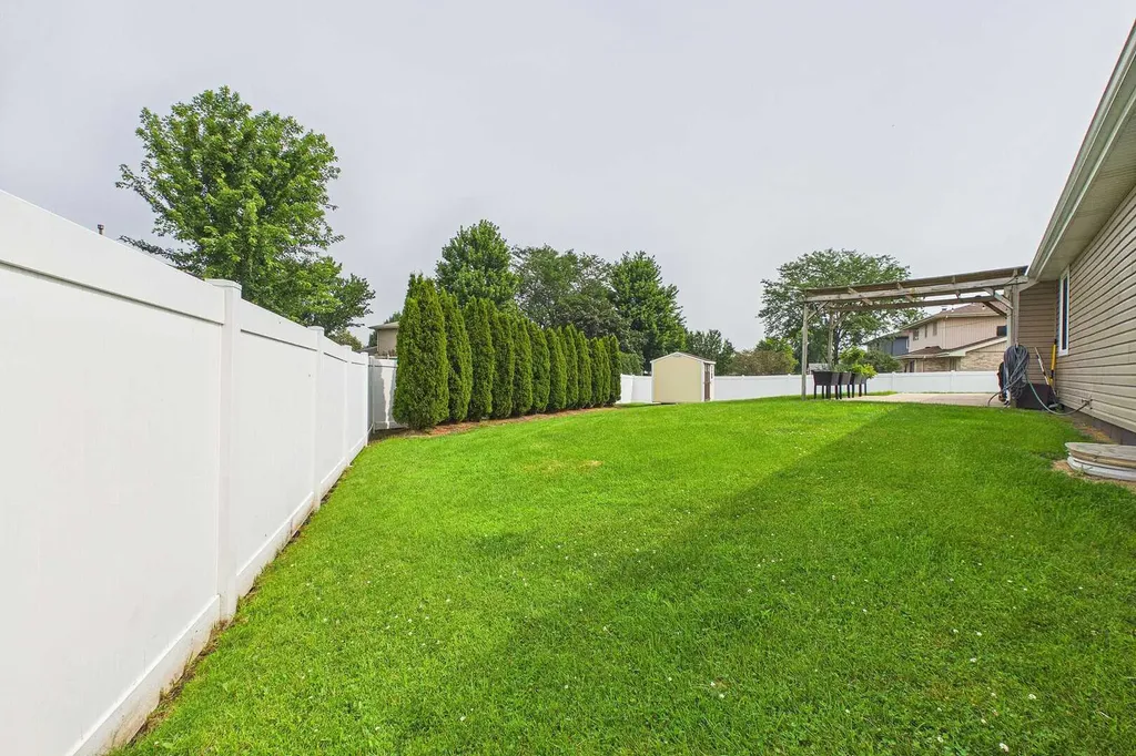 9260 Elm Avenue Mokena IL 60448