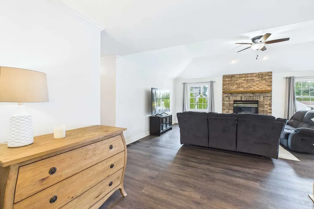 9260 Elm Avenue Mokena IL 60448