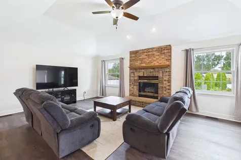 9260 Elm Avenue Mokena IL 60448