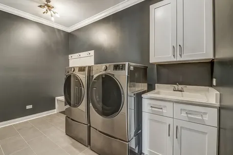 6818 Cambria Cove Lakewood IL 60014