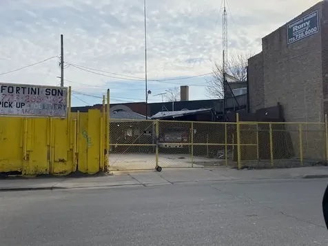 4387 North Elston Avenue Chicago IL 60641