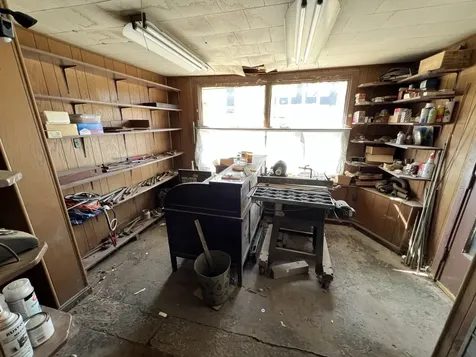 4387 North Elston Avenue Chicago IL 60641