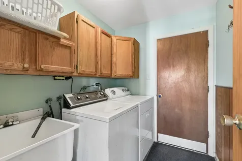 1016 West Brittany Drive Arlington Heights IL 60004