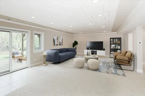 145 Rose Drive Bloomingdale IL 60108