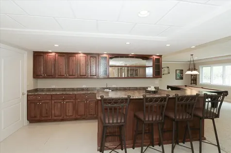 145 Rose Drive Bloomingdale IL 60108