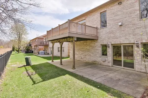 145 Rose Drive Bloomingdale IL 60108