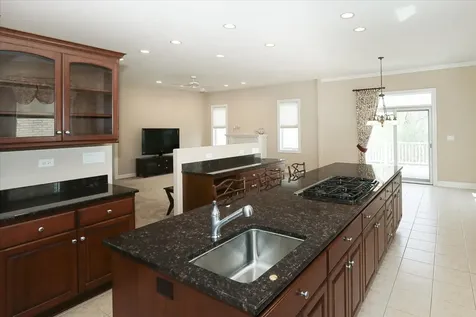 145 Rose Drive Bloomingdale IL 60108