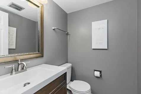 772 Balboa Terrace E Bartlett IL 60103