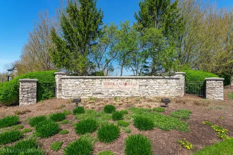 6475 Woodland Hills Drive Lakewood IL 60014