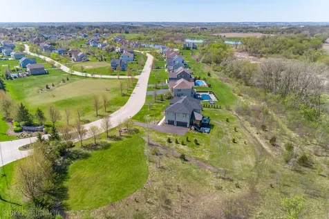 6475 Woodland Hills Drive Lakewood IL 60014