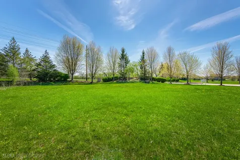 6475 Woodland Hills Drive Lakewood IL 60014