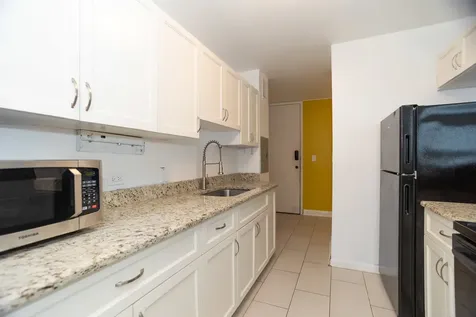 6730 South South Shore Drive Chicago IL 60649