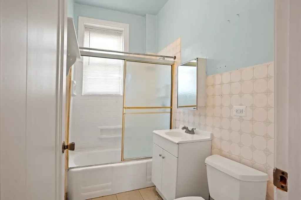 3900 West 26th Street Chicago IL 60623