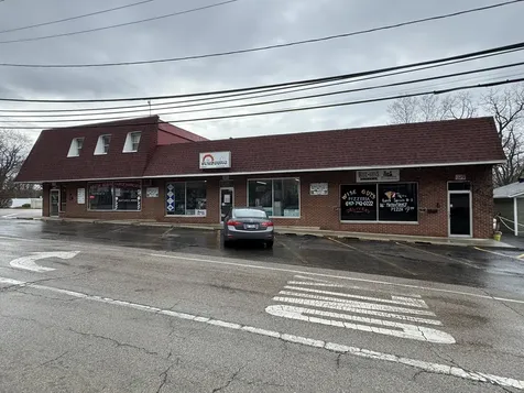 375-395 East State Street South Elgin IL 60177