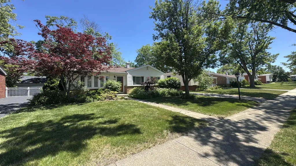 1049 South Norbury Avenue Lombard IL 60148