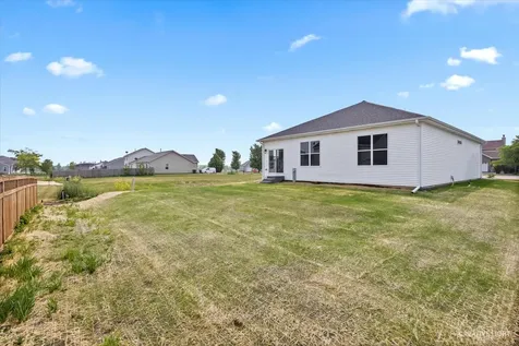 817 Whitetail Drive Marengo IL 60152
