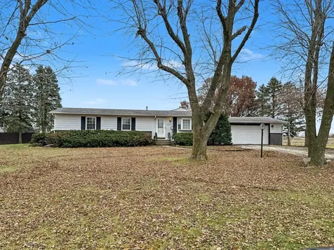 107 South Clinton Street Ashkum IL 60911