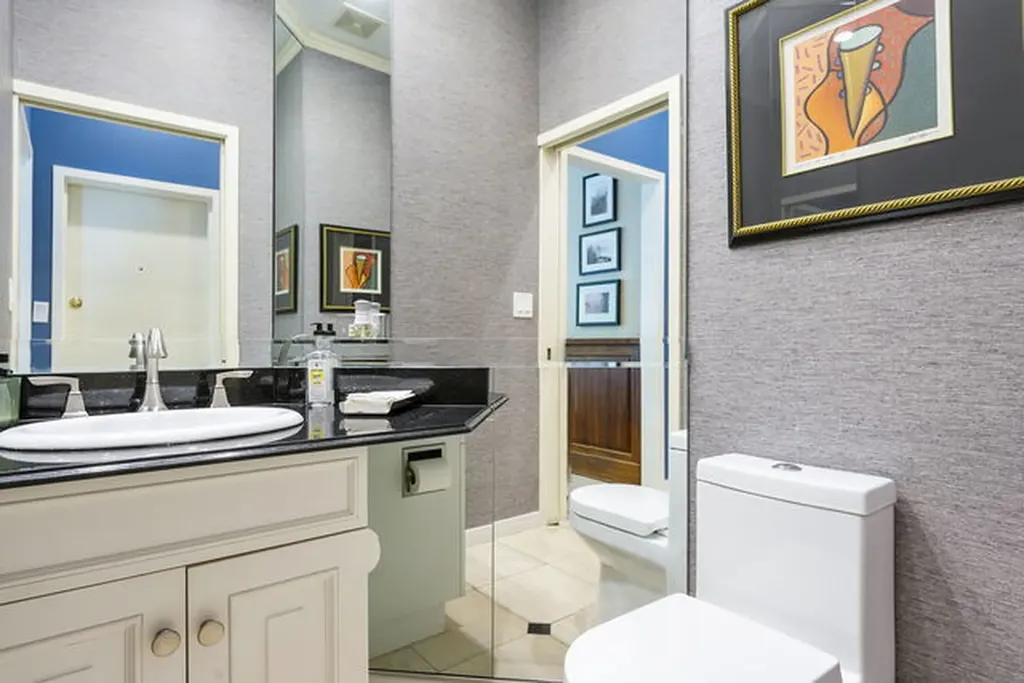 45 East Cedar Street Chicago IL 60611