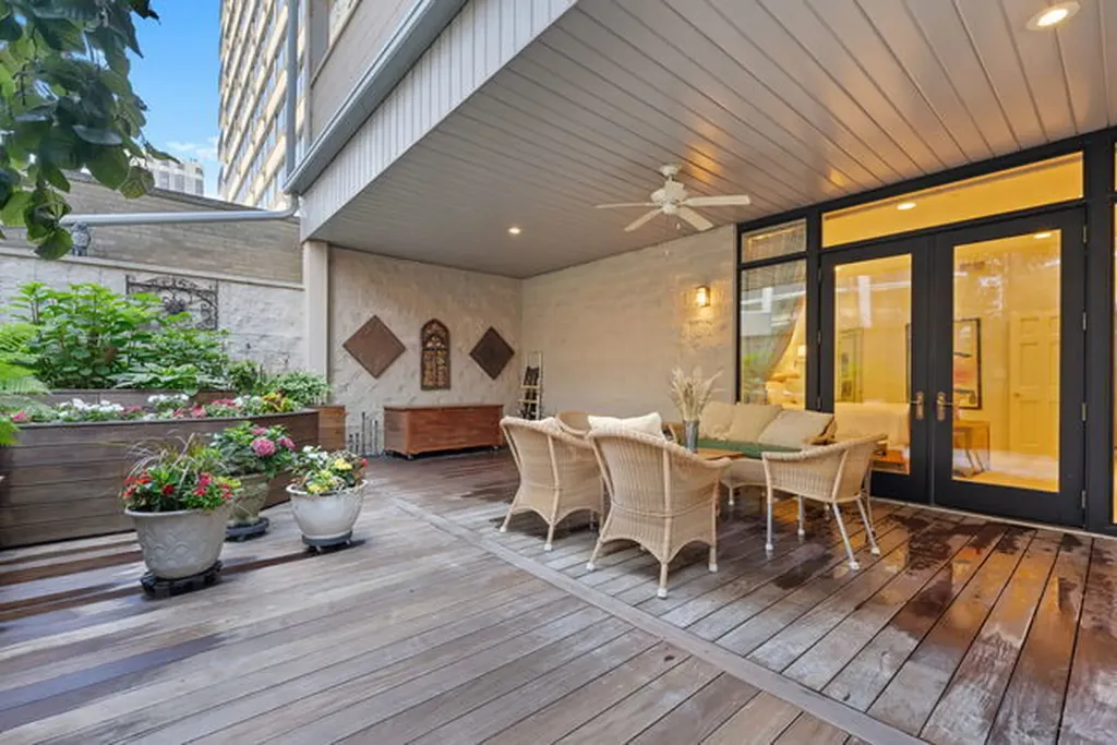 45 East Cedar Street Chicago IL 60611