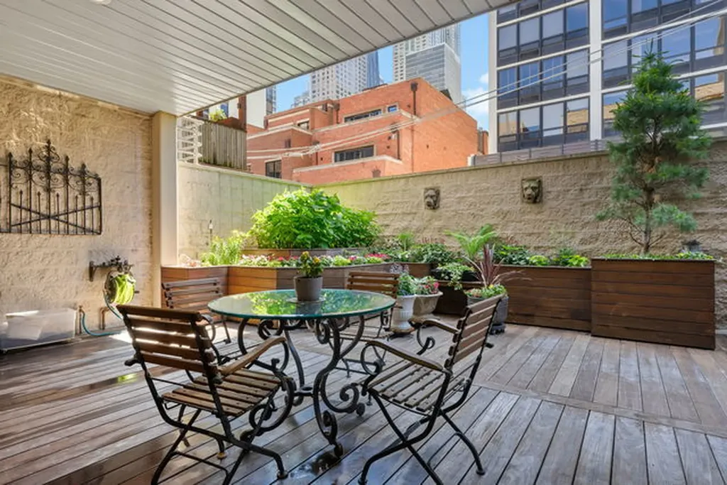 45 East Cedar Street Chicago IL 60611