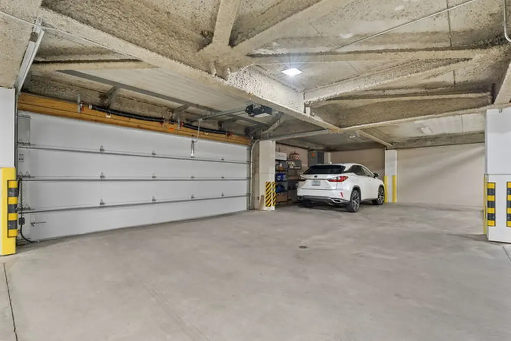 45 East Cedar Street Chicago IL 60611