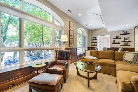 45 East Cedar Street Chicago IL 60611