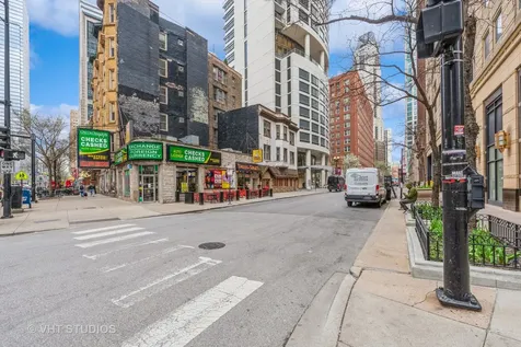 806 North Rush Street Chicago IL 60611