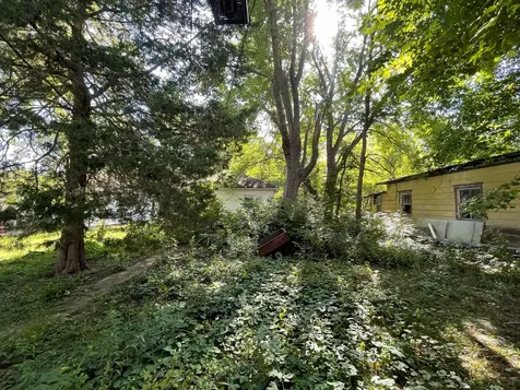 608 South Elm Street Villa Grove IL 61956