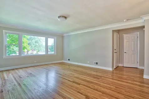 4831 Kirk Street Skokie IL 60077
