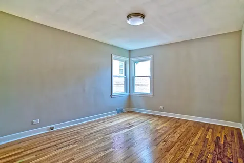 4831 Kirk Street Skokie IL 60077