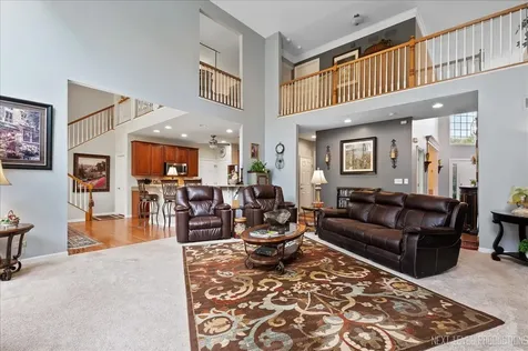 447 Lake Run Court North Aurora IL 60542