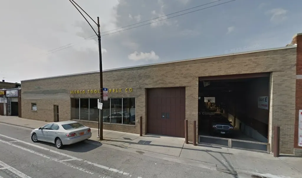 4444 North Elston Avenue Chicago IL 60630