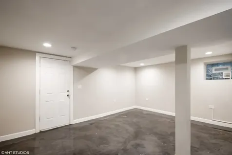 7532 South Parnell Avenue Chicago IL 60620