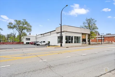 206 North Cook Street Barrington IL 60010