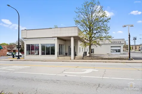 206 North Cook Street Barrington IL 60010