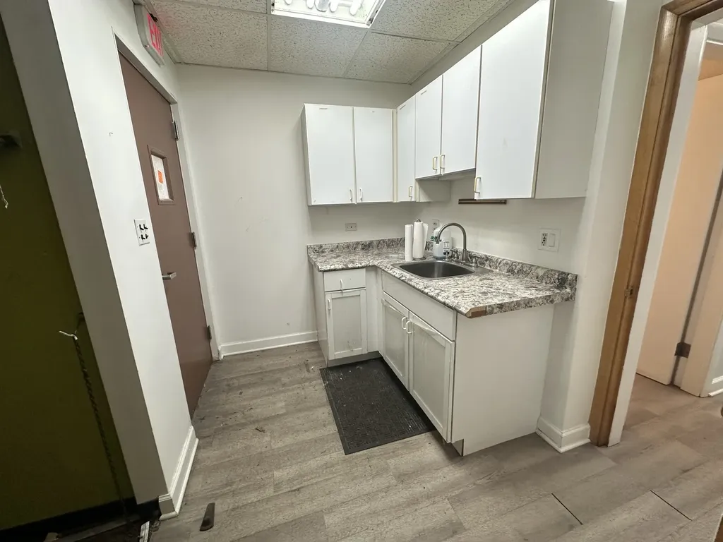7156 West Higgins Avenue Chicago IL 60656