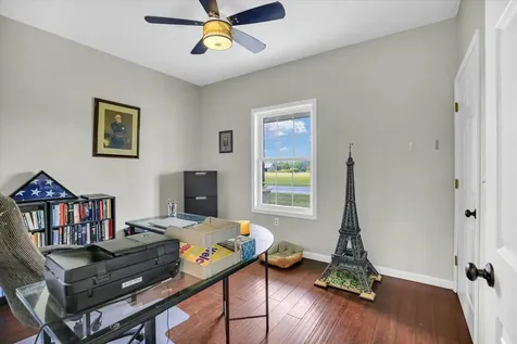 48 Nightingale Circle Camargo IL 61919