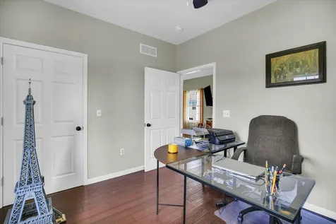 48 Nightingale Circle Camargo IL 61919