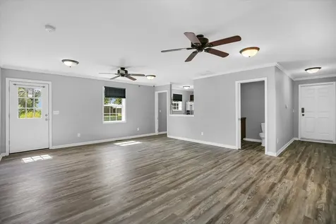 48 Nightingale Circle Camargo IL 61919