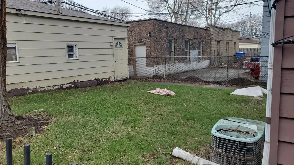 6414 North Rockwell Street Chicago IL 60645