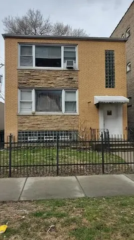 6414 North Rockwell Street Chicago IL 60645