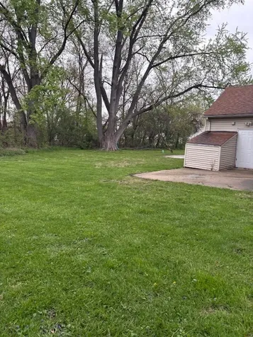 15742 Central Park Avenue Markham IL 60428