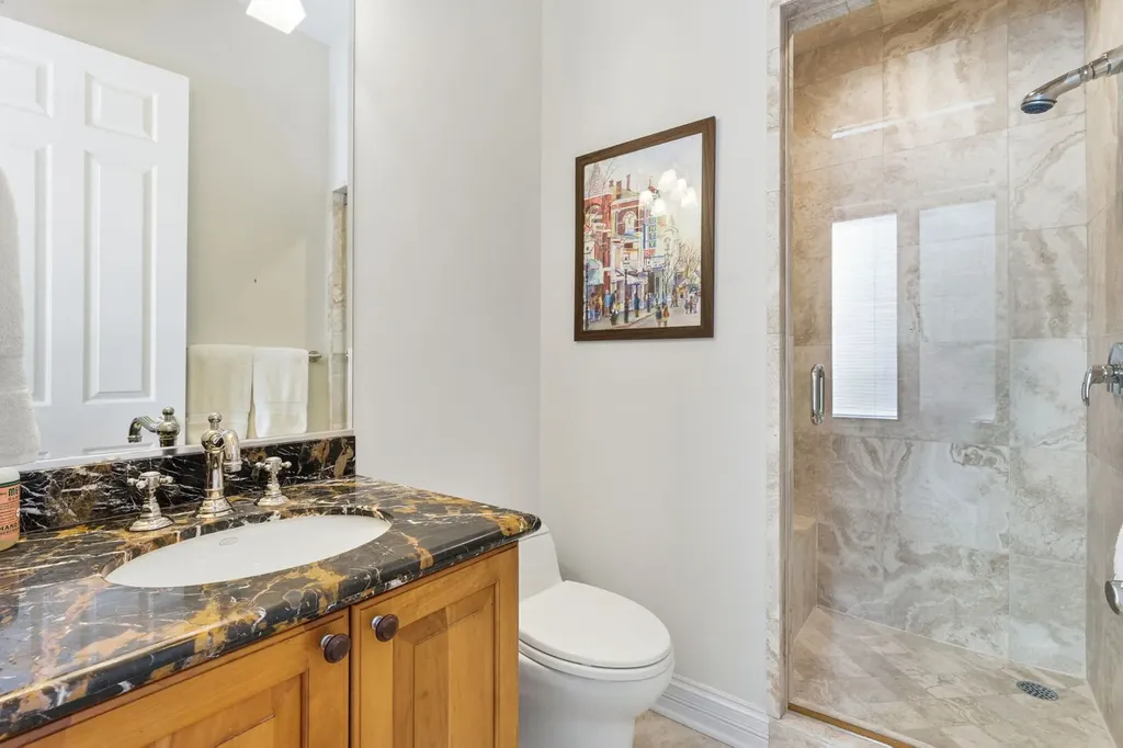 1816 North Hudson Avenue Chicago IL 60614
