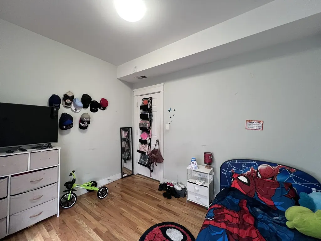6331 South Throop Street Chicago IL 60636