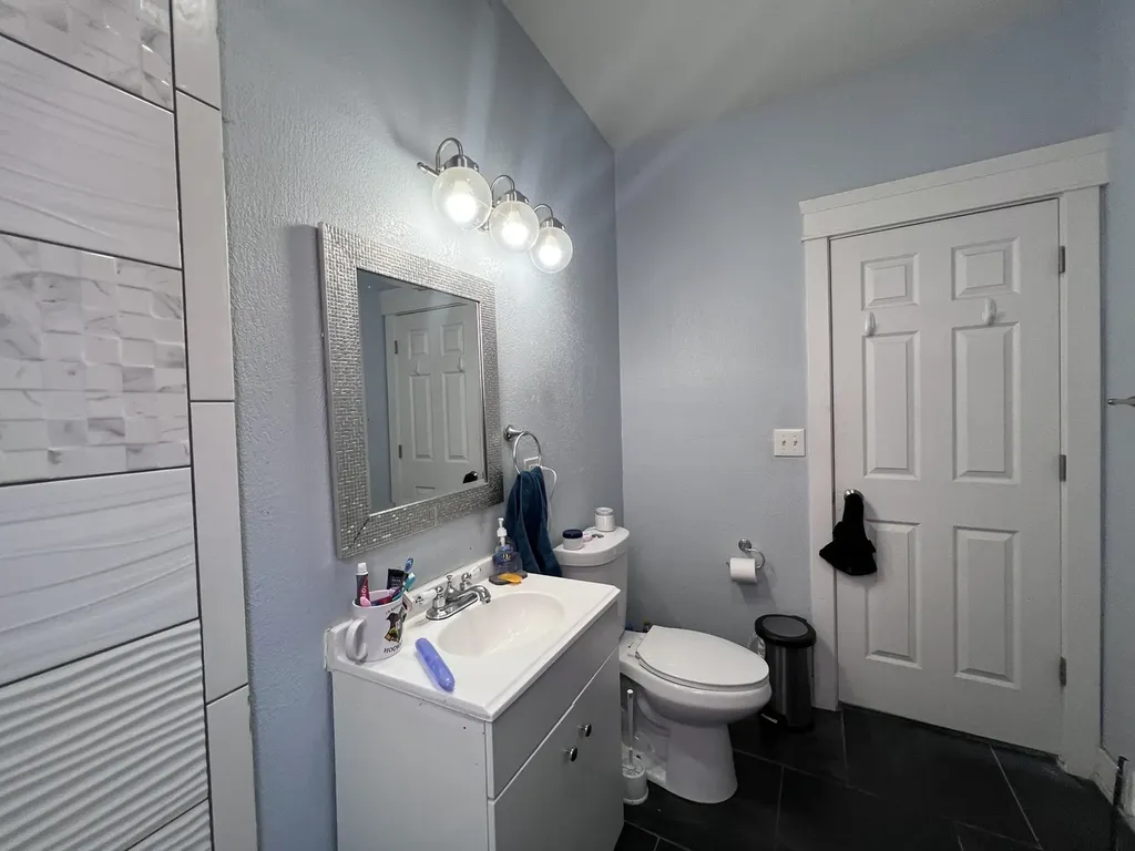 6331 South Throop Street Chicago IL 60636