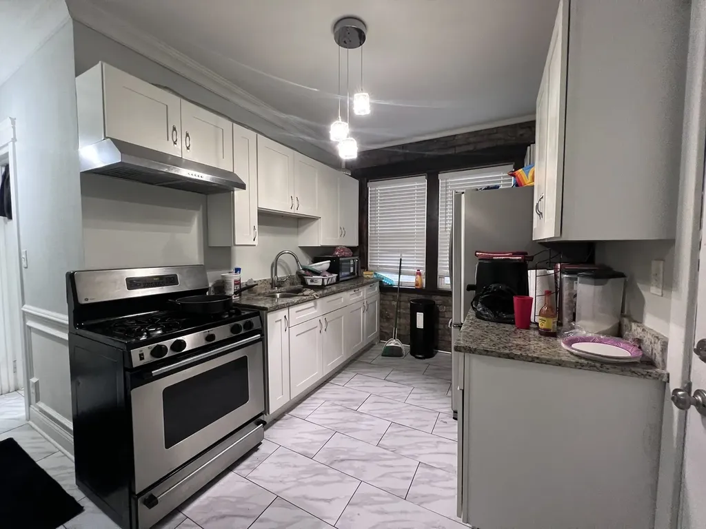 6331 South Throop Street Chicago IL 60636