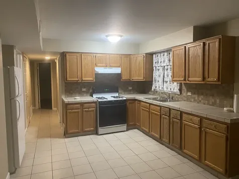 100 Luella Avenue Calumet City IL 60409