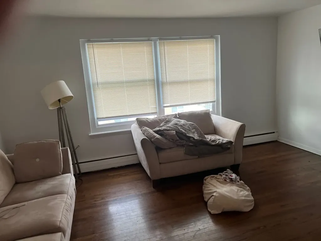 12456 Fairview Avenue Blue Island IL 60406